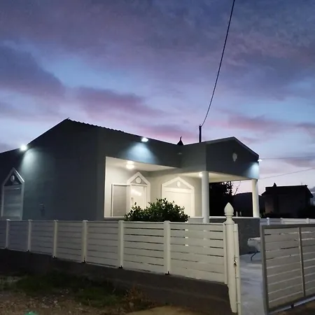 بيت للعطل Casa Platoni Apolakkia