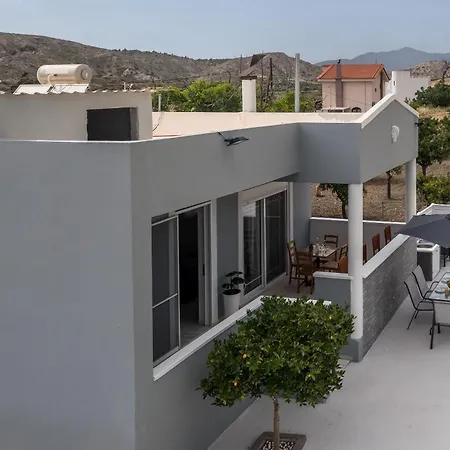 בית נופש Casa Platoni Apolakkia